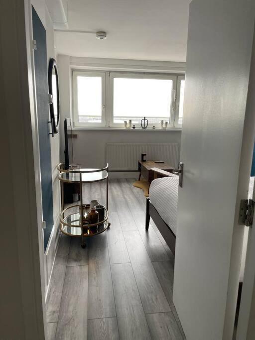 Apartment Westfield View Flat *